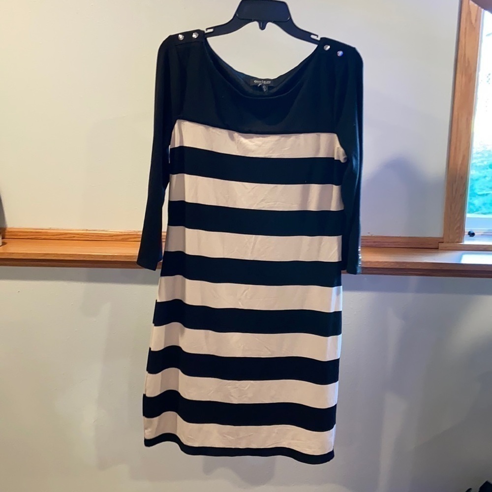 White House Black Market Dress Size Large